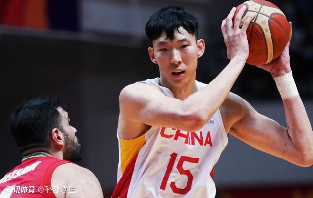 更何况，万龙殿的大本营也不在亚丁湾，他们在万龙殿面前只能被动挨打，想主动出击都没有那个实力。